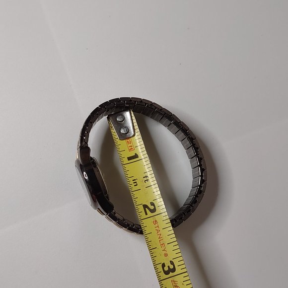 Dark Silver Tone Metal Stretch Watch - Picture 10 of 10